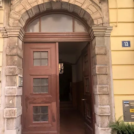 Sir John's Rijeka