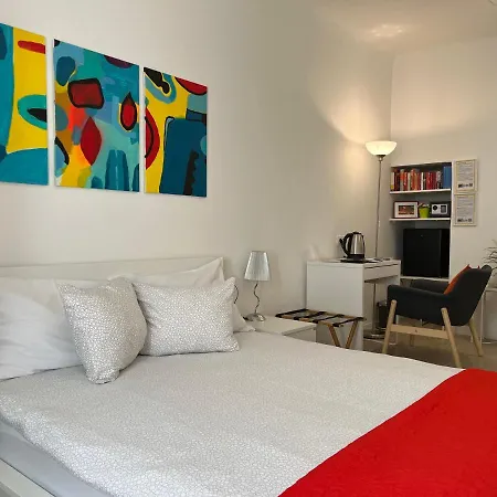 Guest house Sir John's 4*