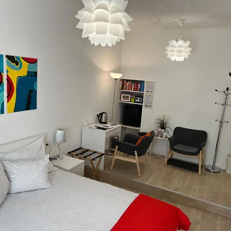 Sir John's 4* Rijeka