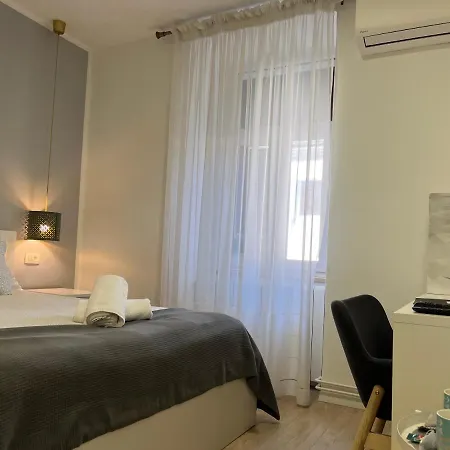 Guest house Sir John's Rijeka