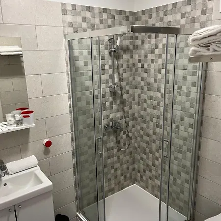 Sir John's 4* Rijeka