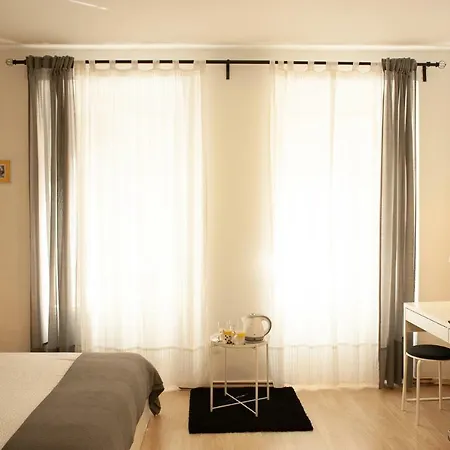 Guest house Sir John's 4*